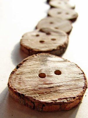 How To-sday – Wooden Branch Buttons thumbnail