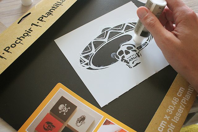 Halloween Skeleton Card Tutorial 1