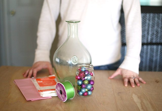 How to Wrap Christmas Presents - Large Vase