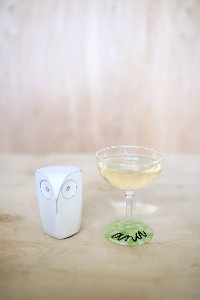 11 Amazing Wedding Glass Decorations For Your Table