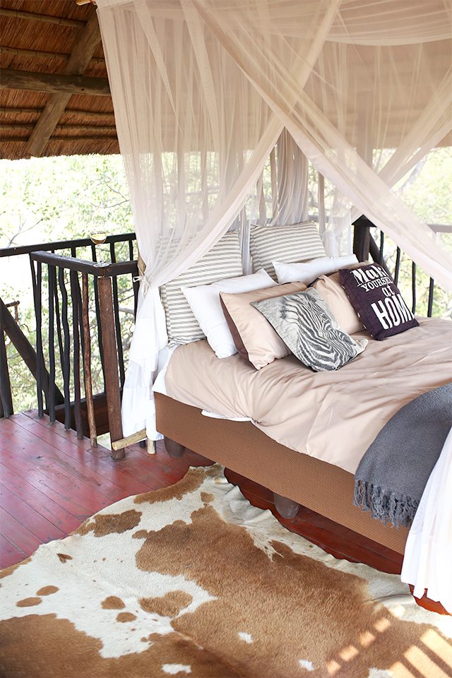 Safari at Kruger Travel Guide - Where to Stay - Africa on Foot Tree House Bed