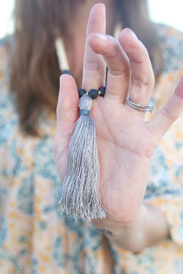 How-to-Make-a-Wooden-Bead-Tassel-Necklace