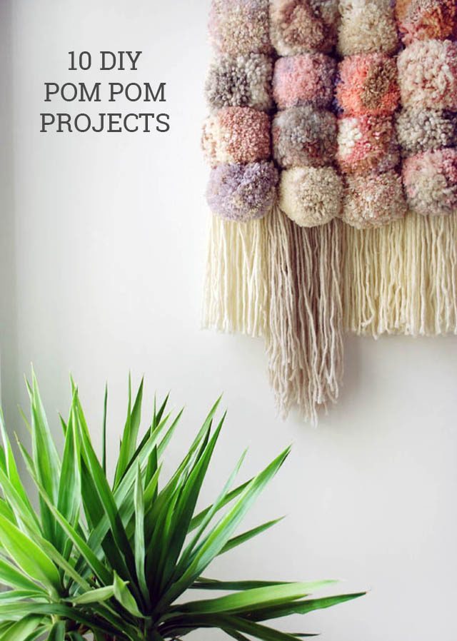 1 DIY Pom Pom Wall Hanging