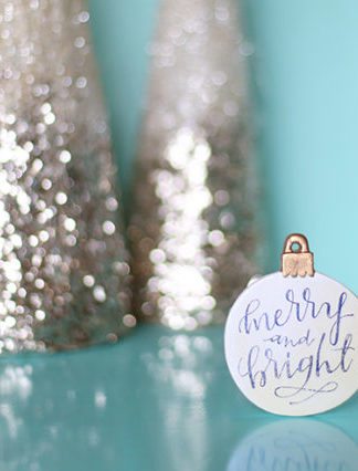 DIY Image Transfer Christmas Ornaments With Free Printable thumbnail