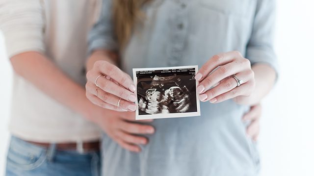 My Maternity Photos - Shrimp Salad Circus - Photography by Caro Baby Co.