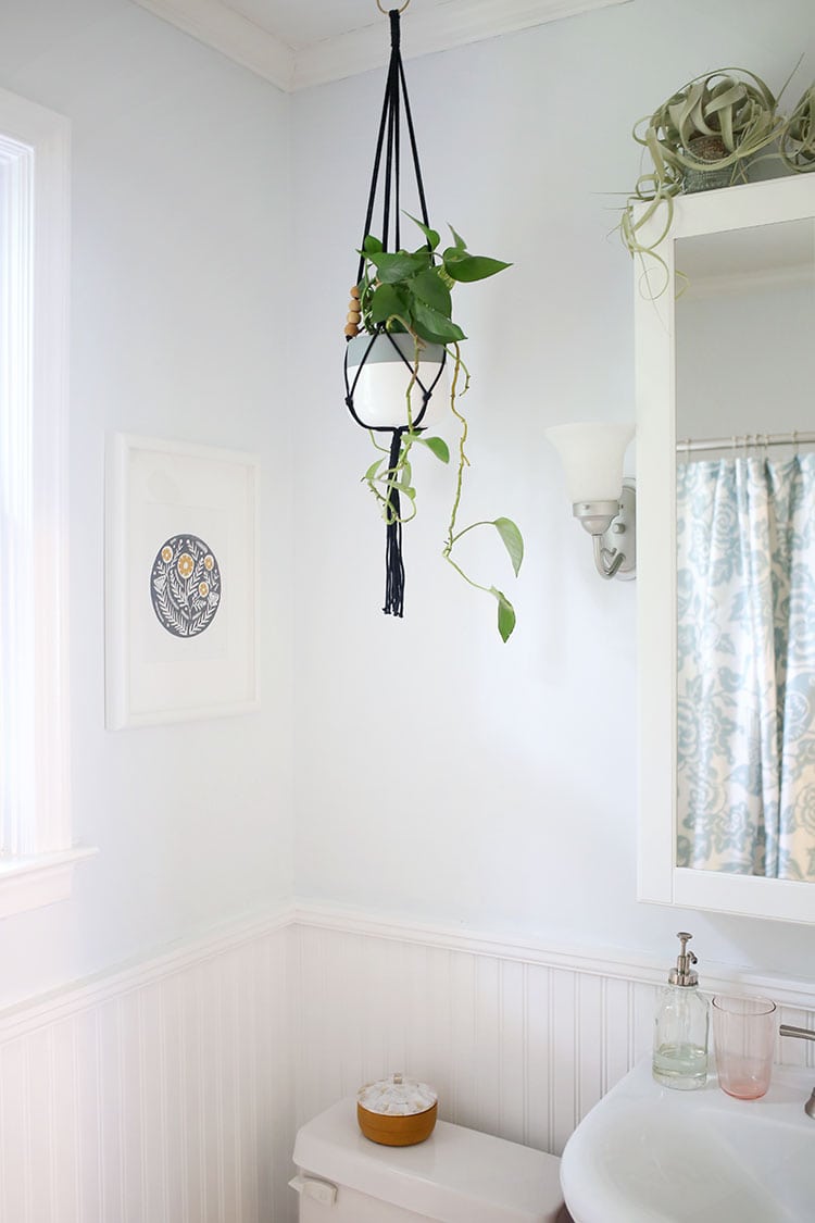 How to Make a Tiny Bathroom Look Bigger With Paint