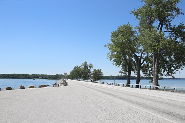 Scenic Drive Along Lake Champlain in Vermont