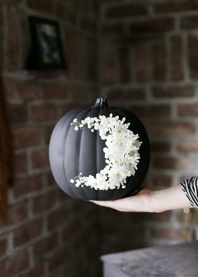 DIY Fresh Floral Moon Pumpkin