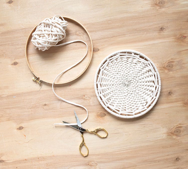 DIY Woven Trivet from Weaving Within Reach 3DIY Woven Trivet from Weaving Within Reach 1