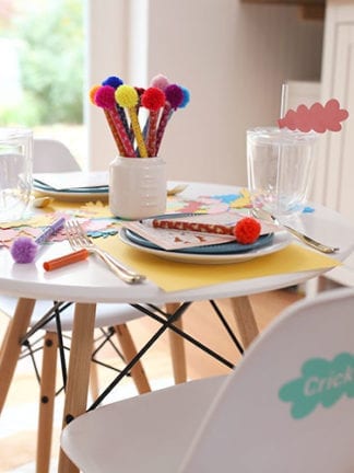 Colorful Kids Thanksgiving Table Ideas and Decorations + Activity Ideas thumbnail