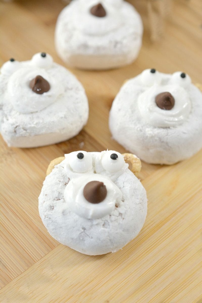Easy Polar Bear Christmas Donut Recipe for Kids