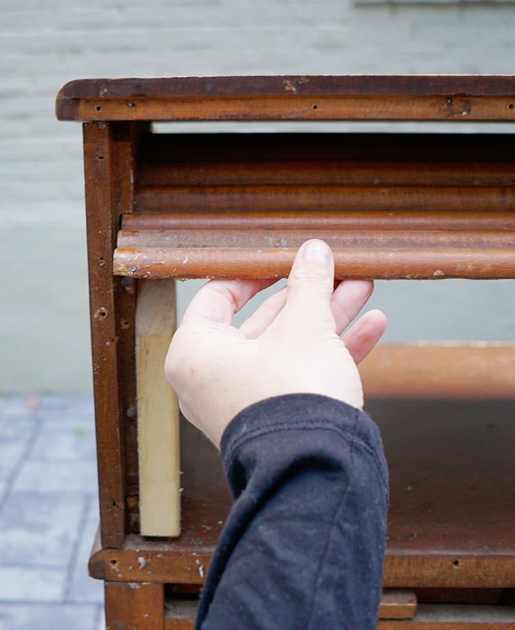 Removing the Roll Top from a Vintage Desk Tambour