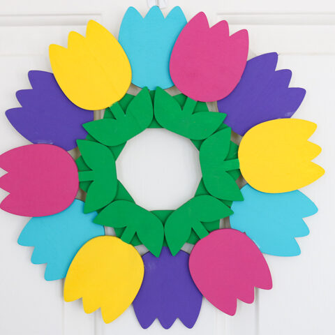 Make a tulip wreath with a few supplies!