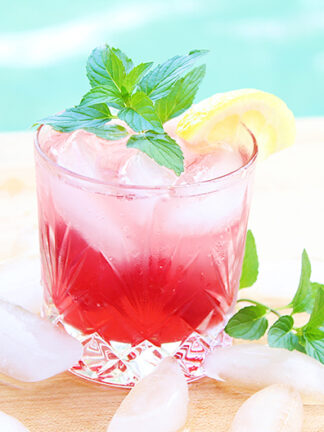 Easy Sparkling Cherry Lemonade Drink Recipe thumbnail